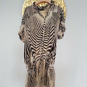 Roberto Cavalli Silk Zebra Print Button-Up Dress blouse